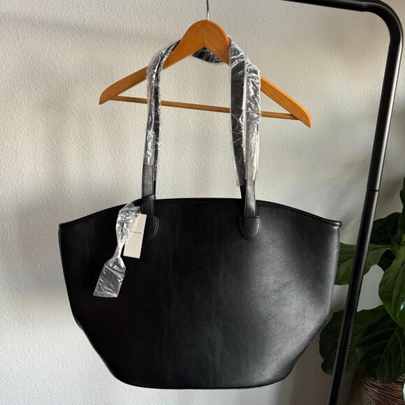 Abercrombie & Fitch Black Vegan Leather Tote Bag NWT - Picture 4 of 12